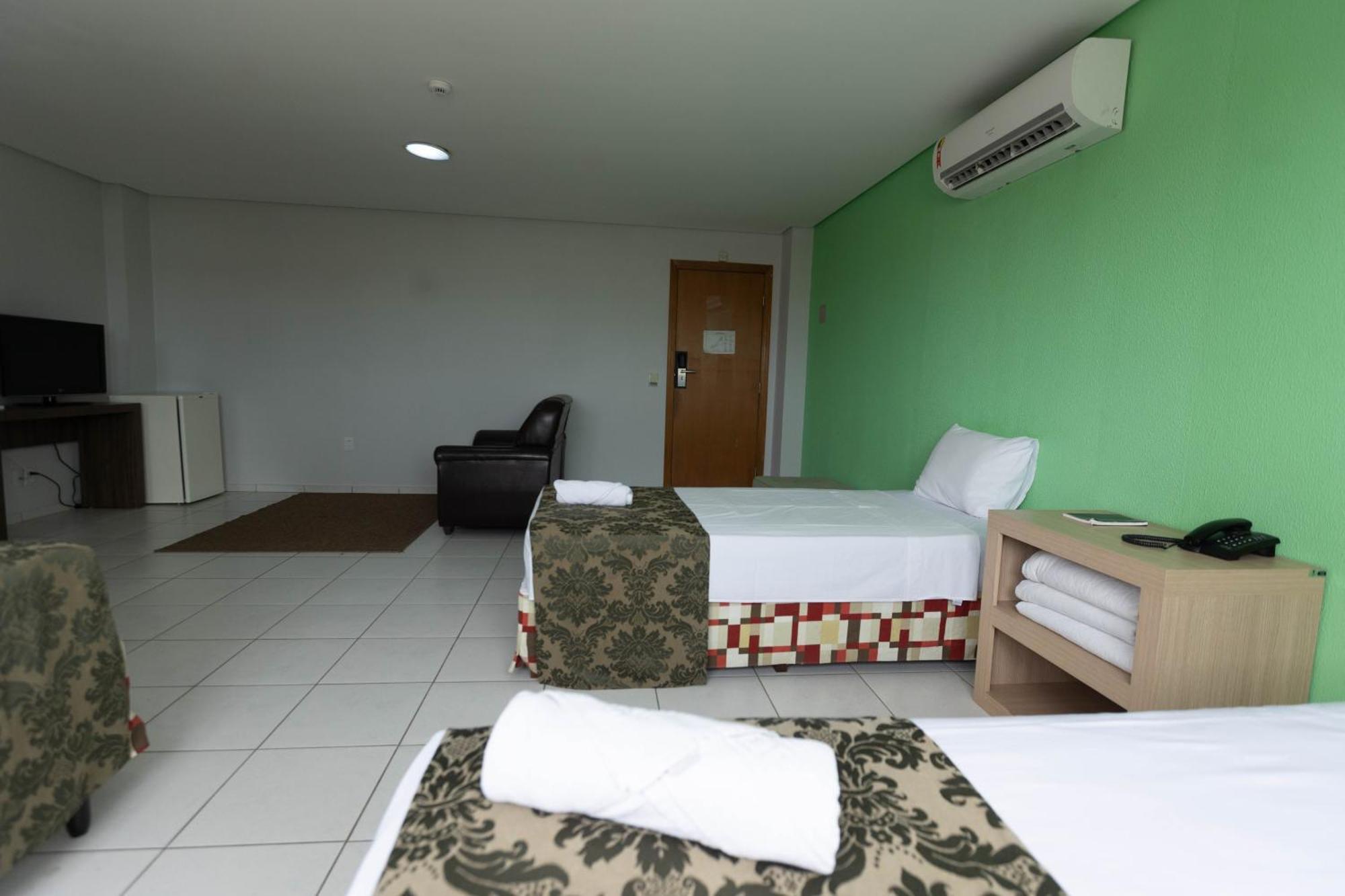 Hits Pantanal Hotel Aeroporto Várzea Grande Exteriör bild